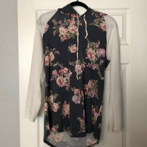 Floral hoody light weight sweater.